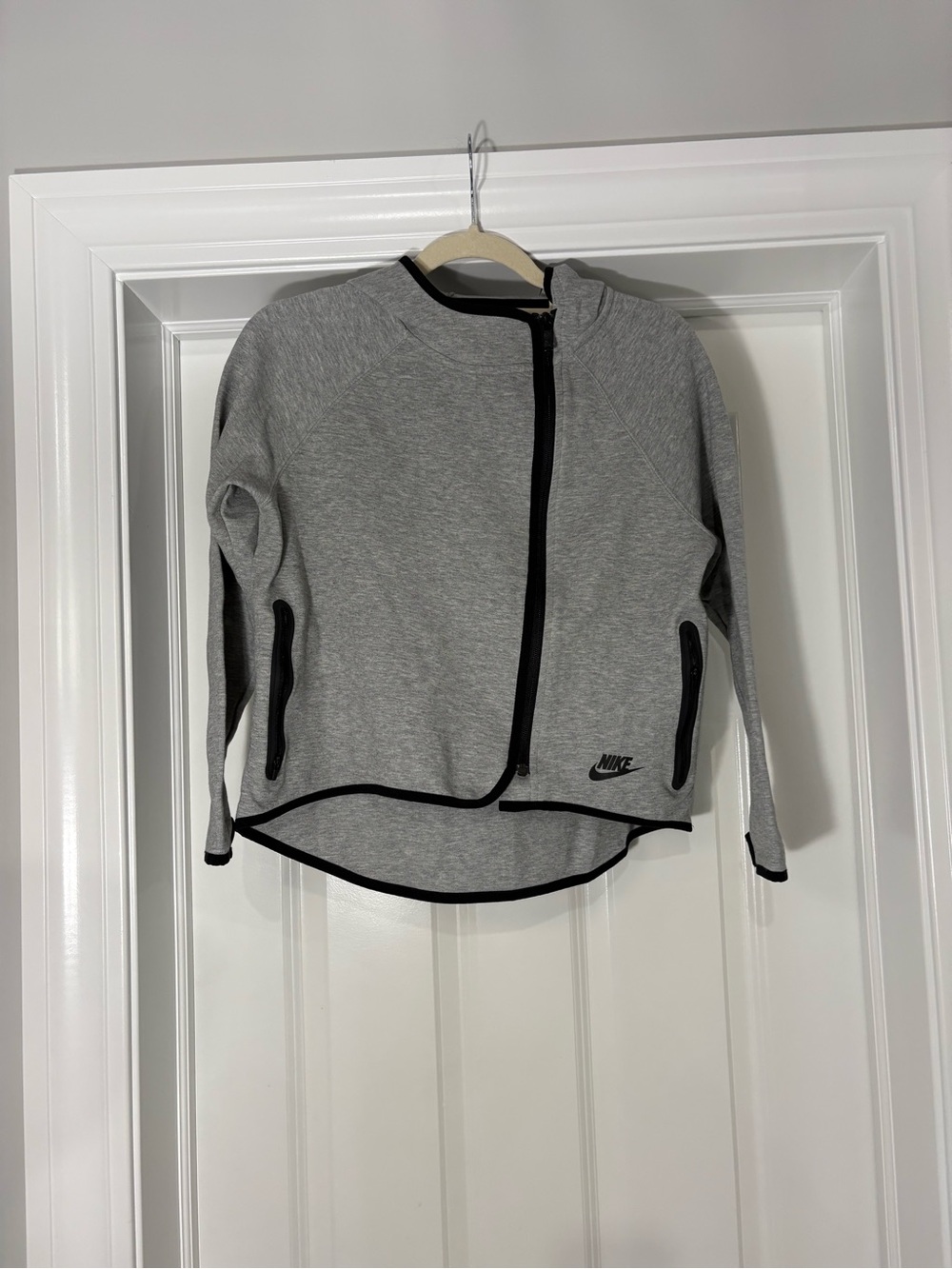 Nike Women’s Light Gray Full Zip Jacket with Black Trim and Hood